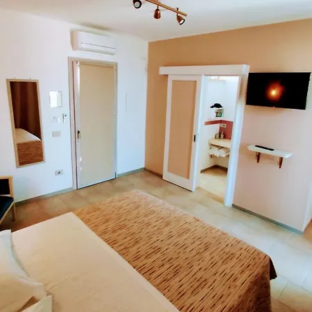 مزرعة للإقامة Tenuta Sofia *