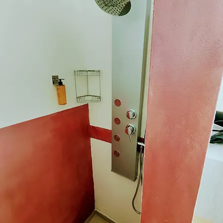 Tenuta Sofia אוטרנטו