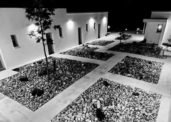 Alloggio per agriturismo Tenuta Sofia *